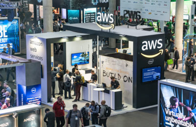 Montaje Stands Personalizados AmazonWebServices 24